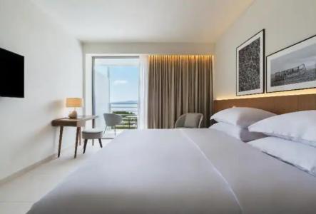 Bluesun Maestral - 57