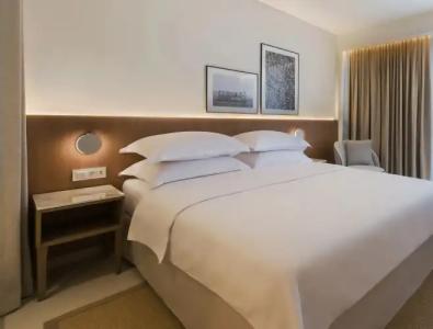 Bluesun Maestral - 3