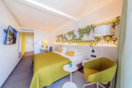 Bluesun Mala Berulia - 18