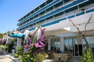 Hotel Kornati, Biograd