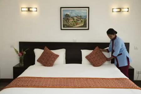 Waterfront Resort by KGH Group - 3