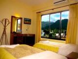 Deluxe room with mountain view