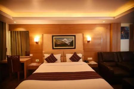 Middle Path and Spa - 48