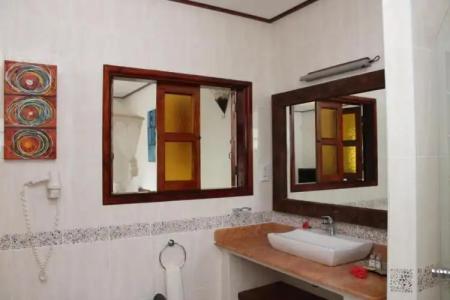 Chateau St Cloud - 87