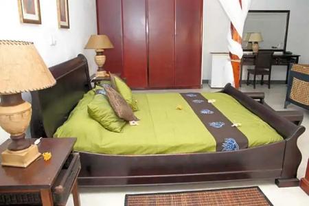 Chateau St Cloud - 95