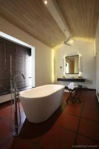 Jetwing Lagoon Wellness, A Luxury Reserve - Adults Only - 8