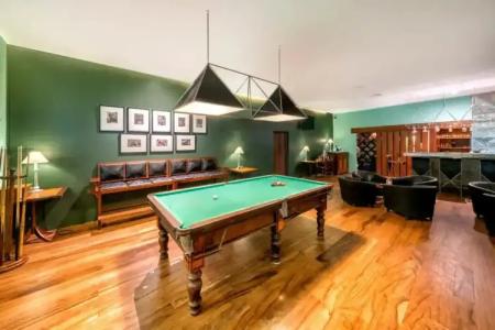 Blue Water Club Suites - 9