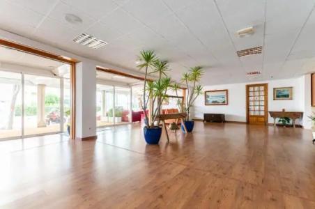 Sol y Mar Apartments - 16