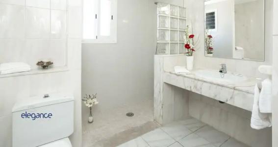 Sol y Mar Apartments - 9