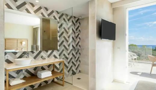 Iberostar Waves Cala Domingos - 45