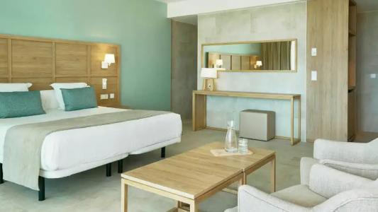 Iberostar Waves Cala Domingos - 48