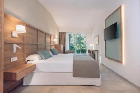 Iberostar Waves Cala Domingos - 76