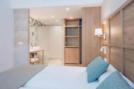 Iberostar Waves Cala Domingos - 32