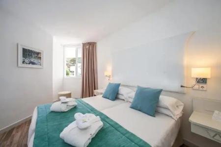 FERGUS Style Cala Blanca Suites - 44