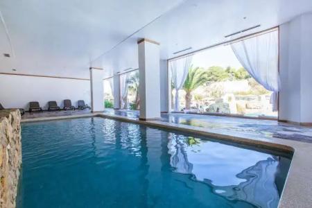 FERGUS Style Cala Blanca Suites - 26