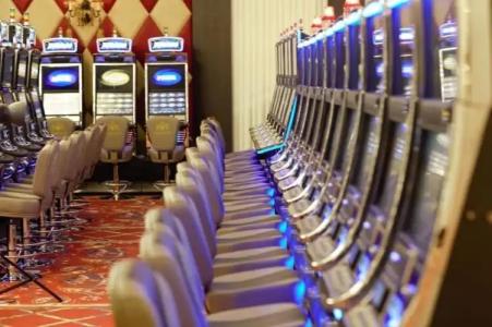 Royal Plaza and Casino - 15