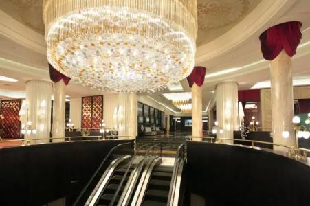 Royal Plaza and Casino - 22