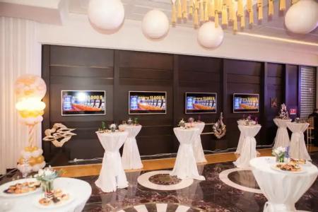 Royal Plaza and Casino - 10