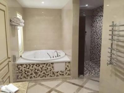 Royal Plaza and Casino - 8