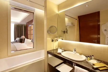 Royal Plaza and Casino - 39