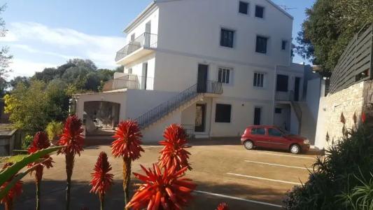 Corsica Hostel Porto Vecchio - 0