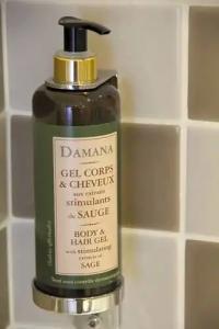 Hôtel des 3 Poussins - 94