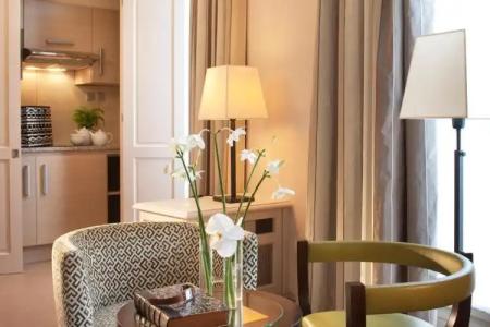 Hôtel de l'Arcade - 58