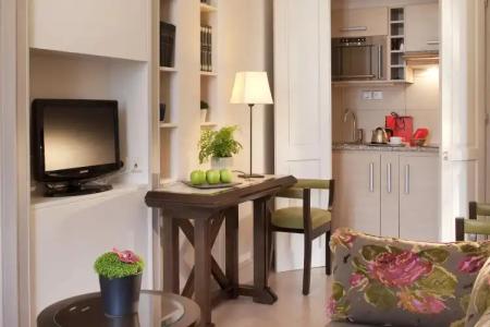 Hôtel de l'Arcade - 4