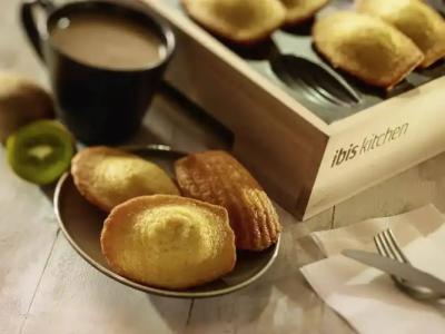 Ibis Paris Ornano Montmartre Nord 18ème - 12