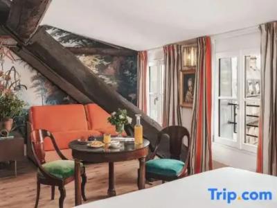 Madeleine de Senlis - 43