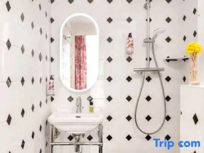 Madeleine de Senlis - 23