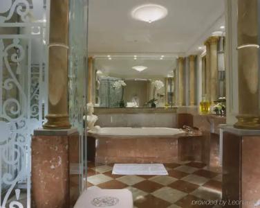Plaza Athénée Paris & Dior Spa - 1
