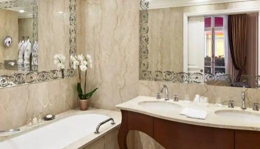 Plaza Athénée Paris & Dior Spa - 55