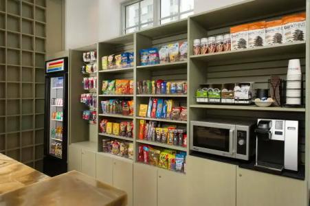 Hilton Garden Inn Miami South Beach, FL - 11