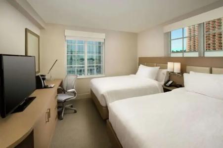 Hilton Garden Inn Miami South Beach, FL - 2