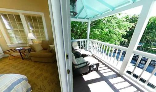 Frances Street Bottle Inn - 12