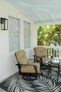 Frances Street Bottle Inn - 43