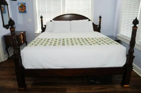 Frances Street Bottle Inn - 38