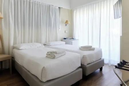 Hôtel Le Dauphin - 37