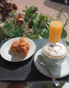 Hôtel Le Dauphin - 13