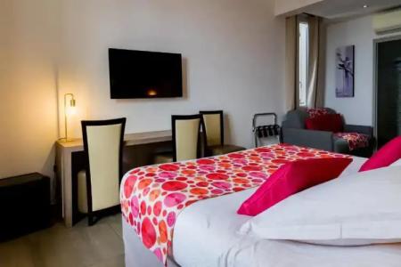 Hôtel le Rabelais - 52