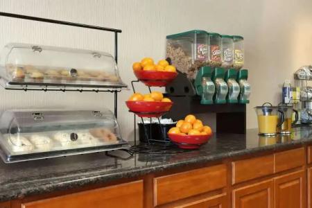 Ramada by Wyndham Sunnyvale/Silicon Valley - 8