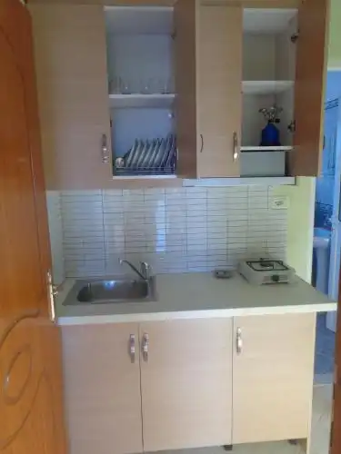 Guest House Luiza & Bushati - 11