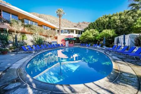 Palm Springs Tennis Club - 8