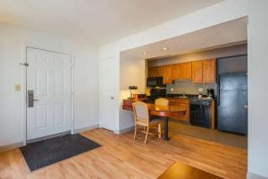 Studio 6-Greensboro, NC