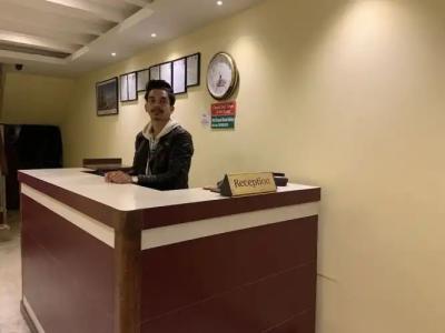 Everest Mount Holiday - 1