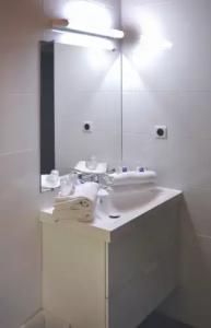 Ibis Budget Hyères Centre-Ville - 9