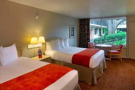 Ramada by Wyndham Kissimmee Gateway - 47