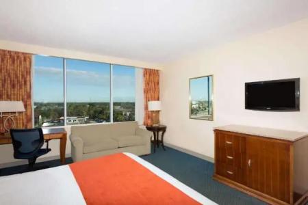 Ramada by Wyndham Kissimmee Gateway - 67