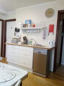 Grettir Guesthouse - 17